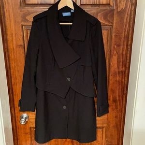 Black dressy trench jacket by Vera Wang size large